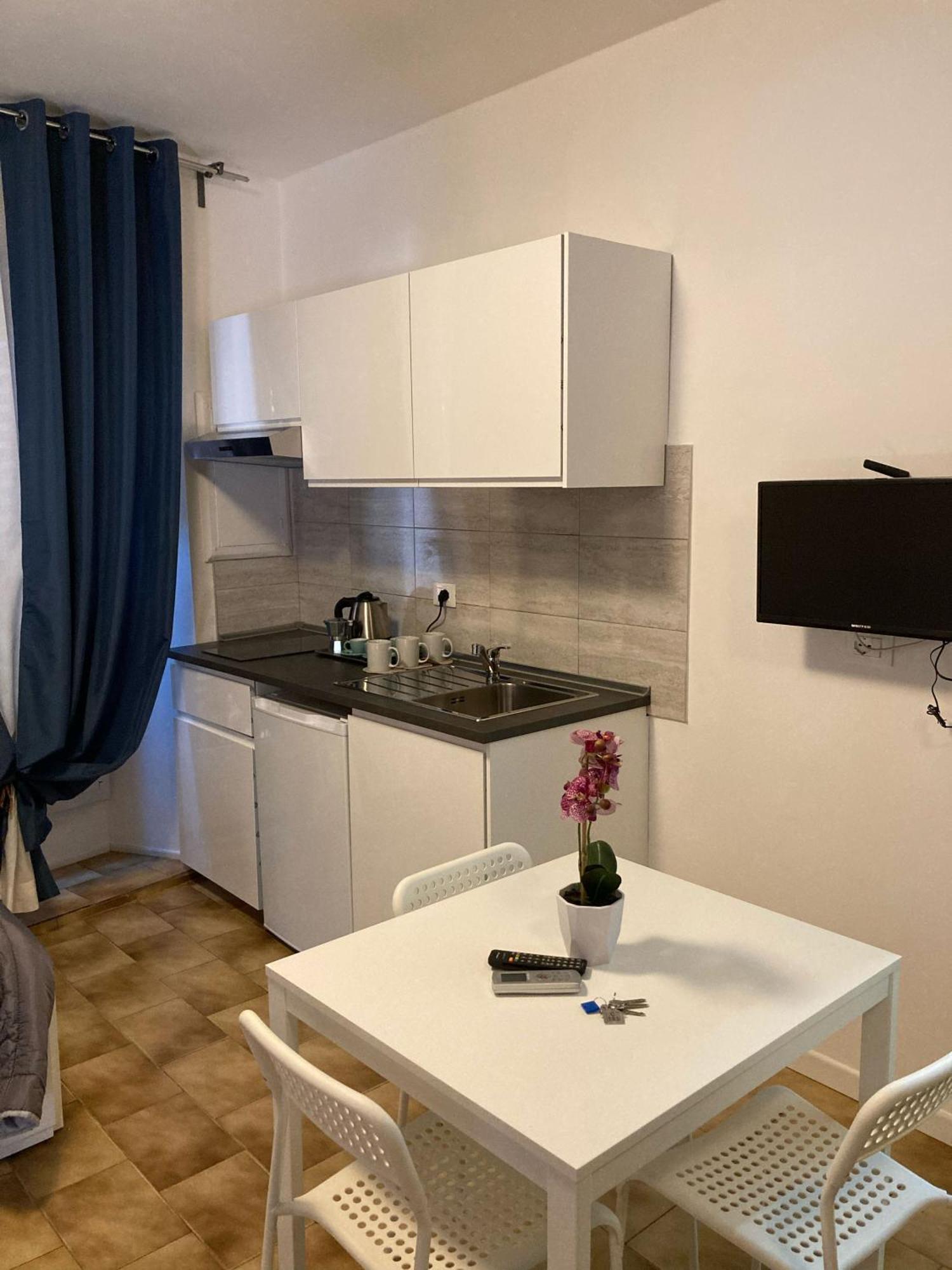 Bologna Central Apartments - Indipendenza 36 Exteriör bild